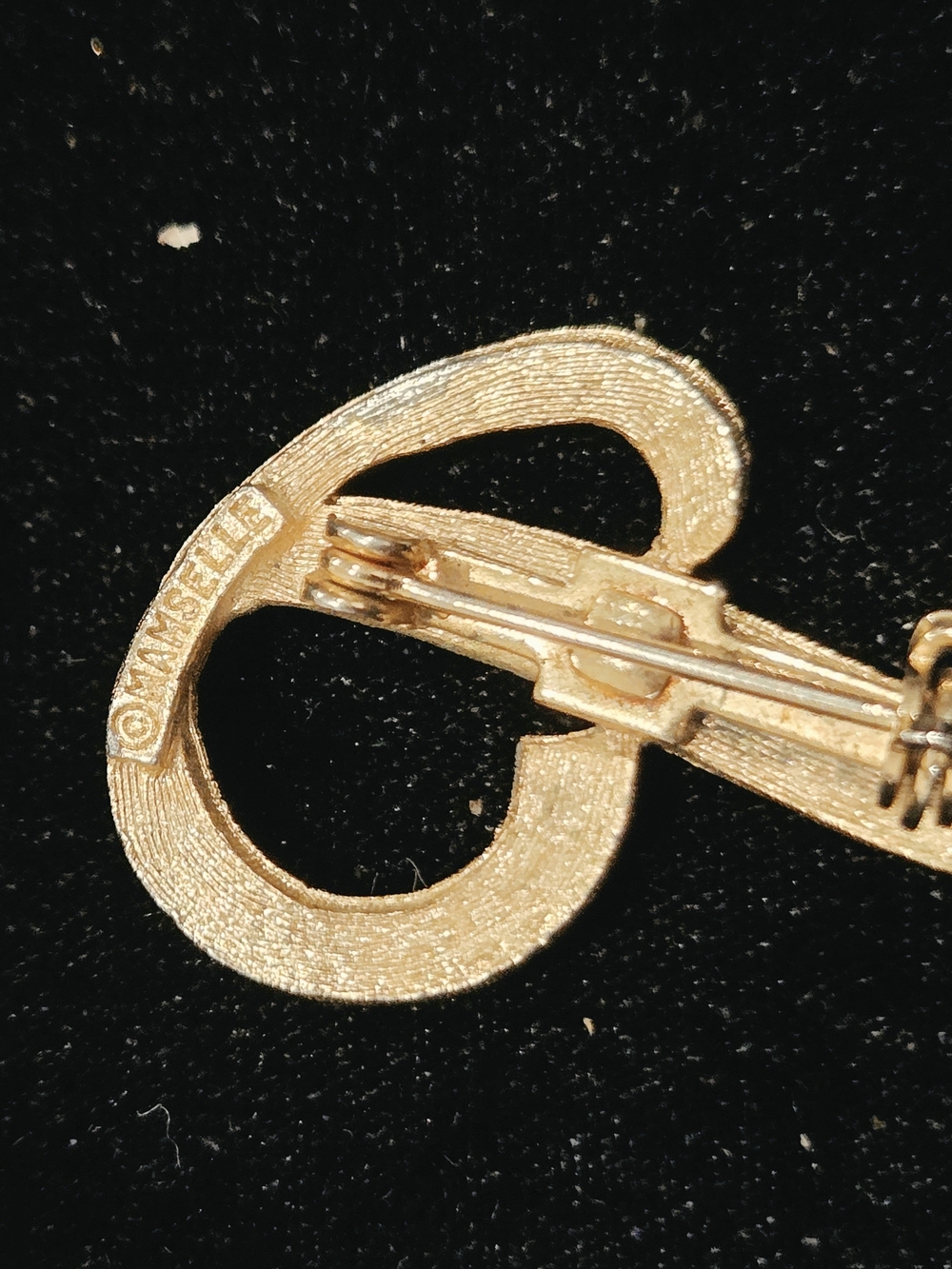 Vintage Mamselle Gold Letter "P" Pin Brooch - Picture 3 of 5
